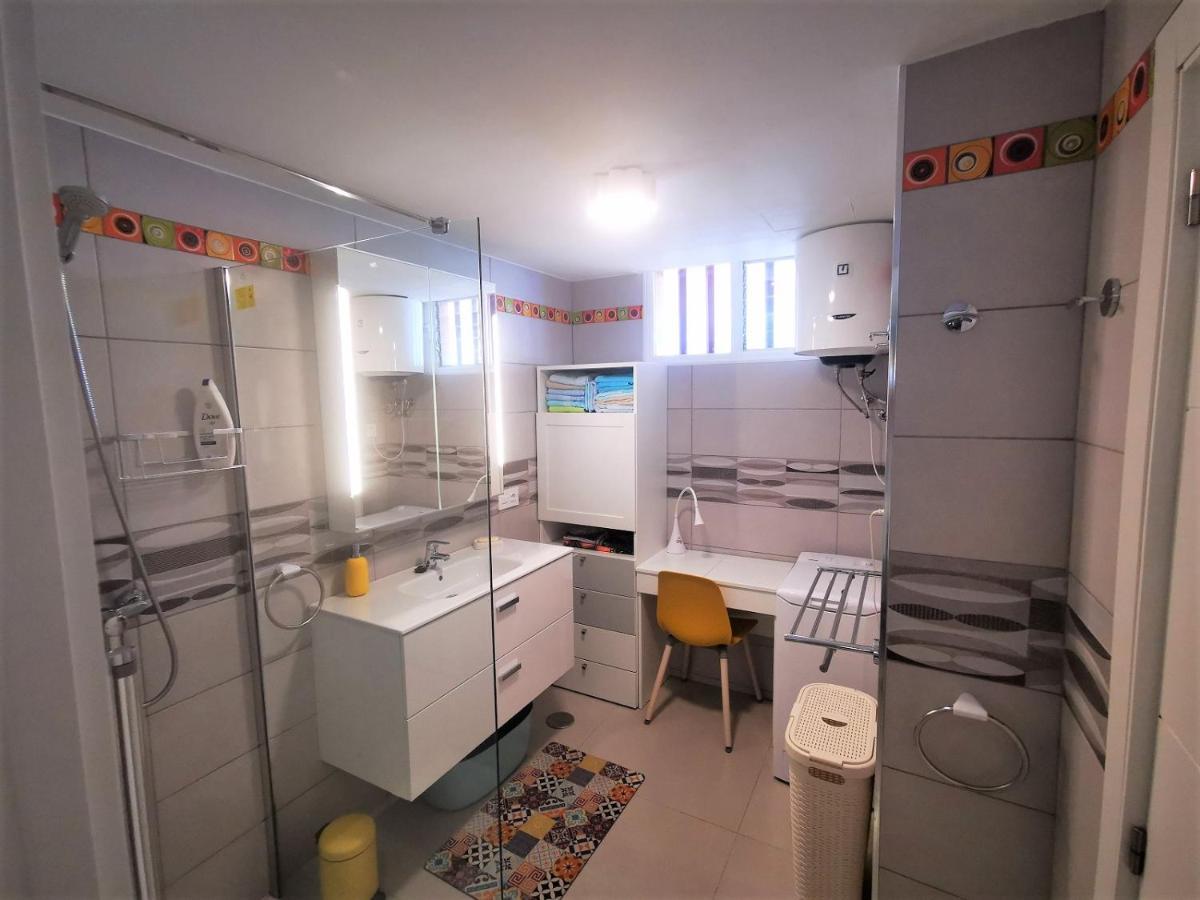 Vista Bella Apartment Адехе Екстериор снимка